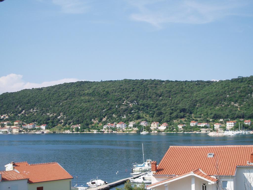Guesthouse Tariba Supetarska Draga Exterior photo