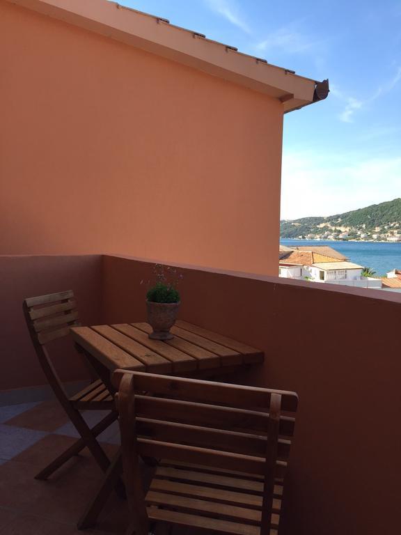 Guesthouse Tariba Supetarska Draga Exterior photo